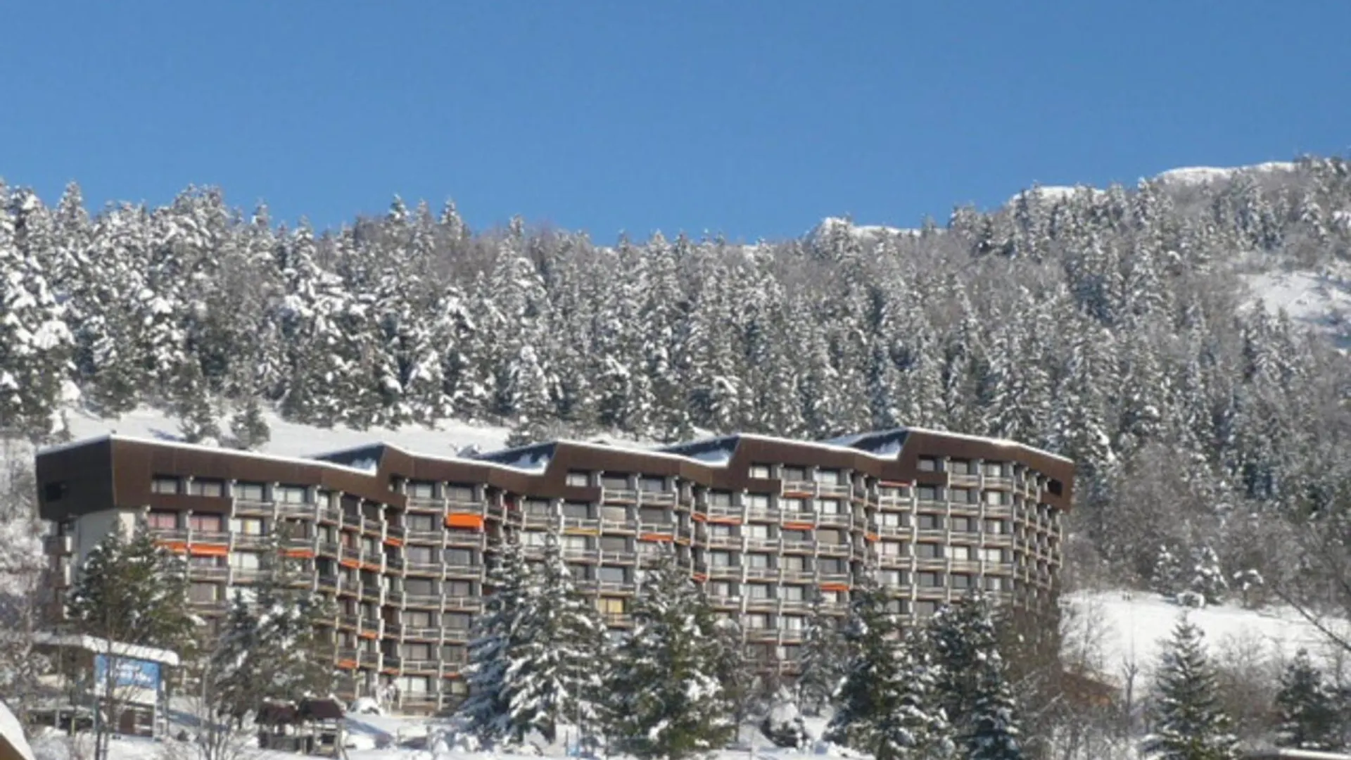 Appartement Au Pied Des Pistes A Villard-De-Lans, 3 Pieces, 7 Pers., 64M², Balcon Sud - Fr-1-515-128